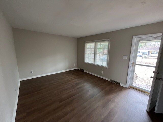 Building Photo - 205 Sherman St