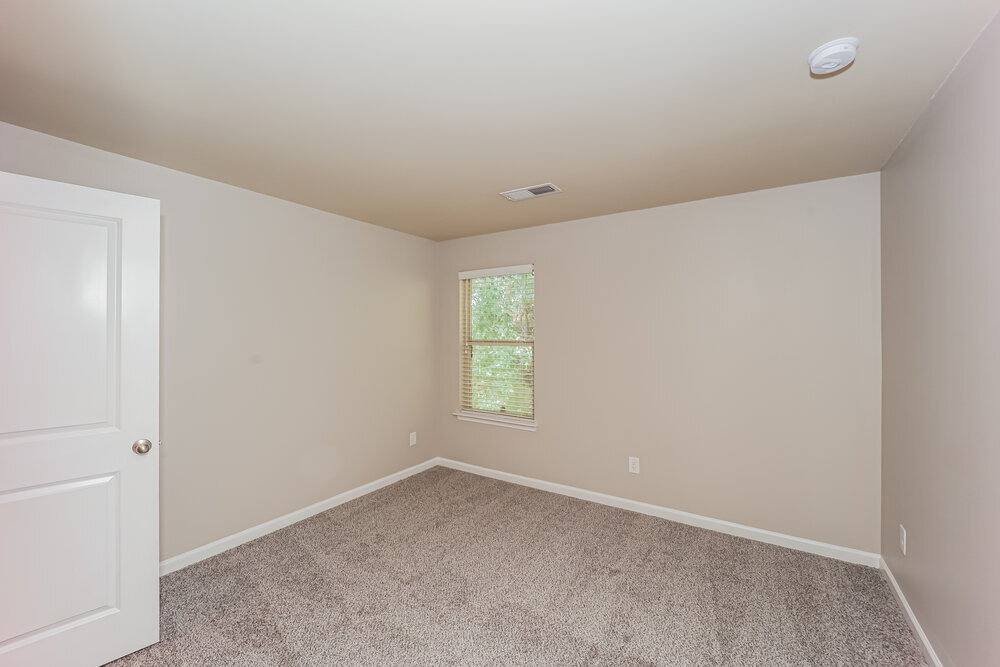 Building Photo - 258 Stillwood Dr