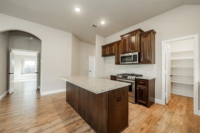 Building Photo - 920 Baldcypress Dr