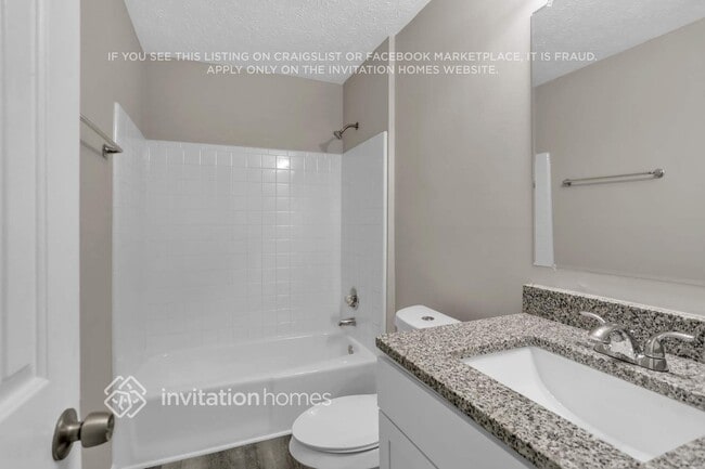 Building Photo - 6017 Happy Trails Ct