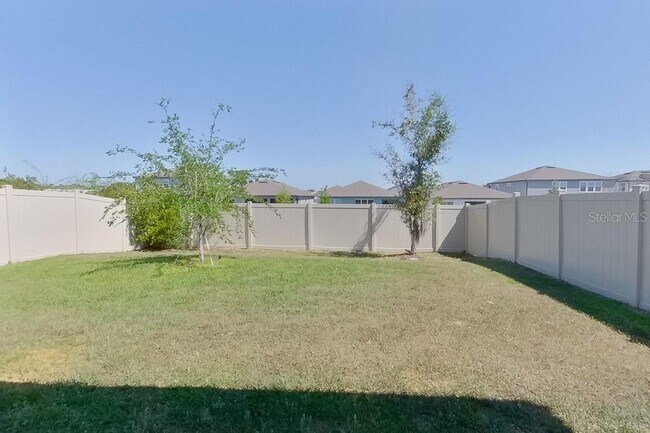 Building Photo - 4445 SW 85 Ln