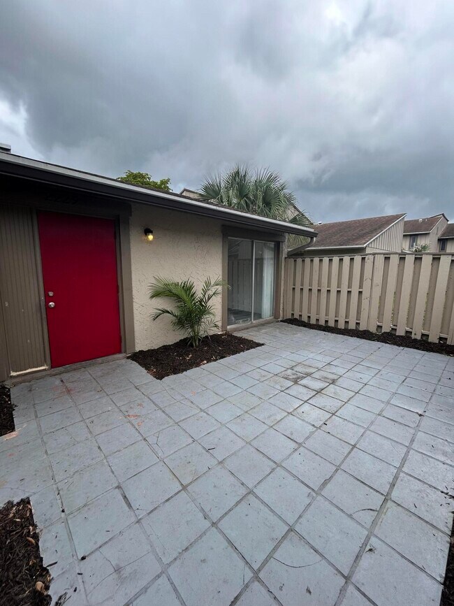 Building Photo - 2229 NW 59th Ave
