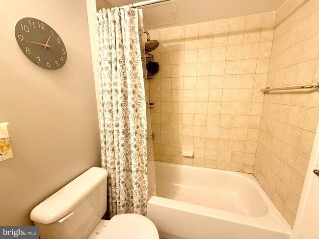 Building Photo - 800 4th St SW