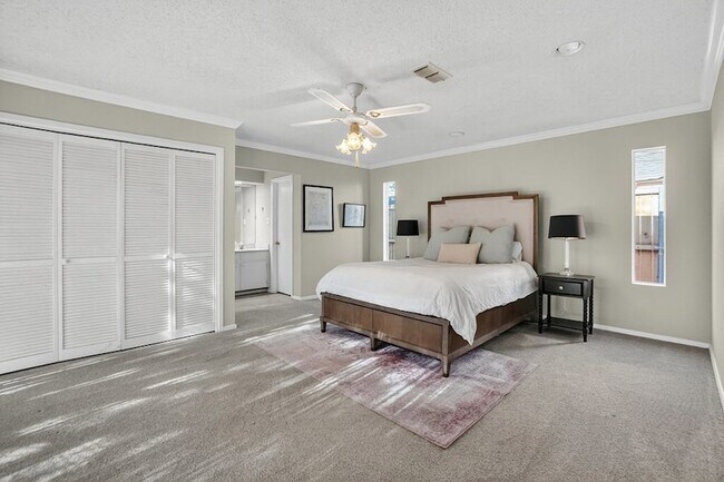 Building Photo - 3210 Cimmaron Ave