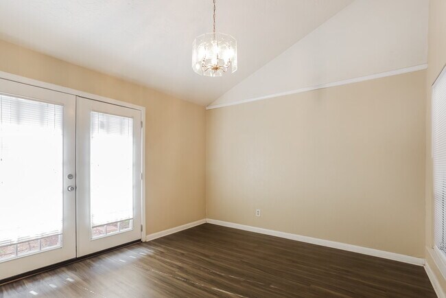 Building Photo - 11807 Gatlinburg Dr