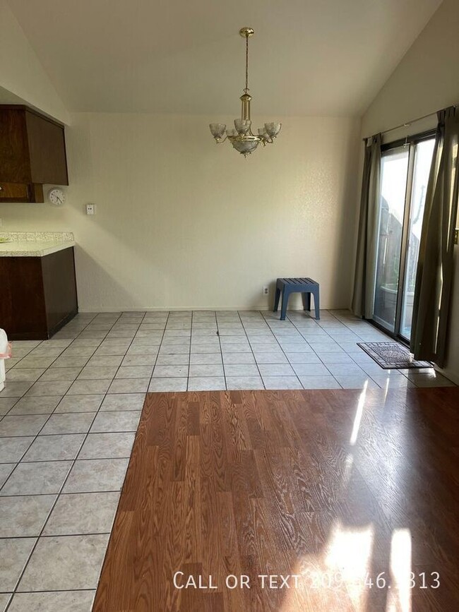Building Photo - 2928 Whittier Ct