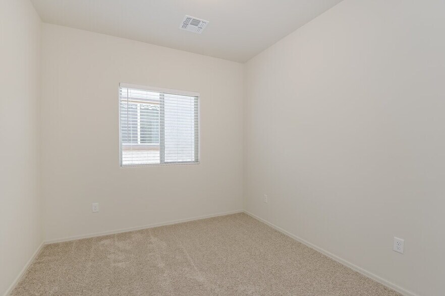 Building Photo - 16514 S Paseo Badajo