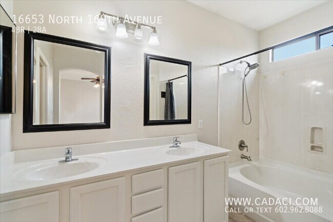 Building Photo - 16653 N 169th Ave