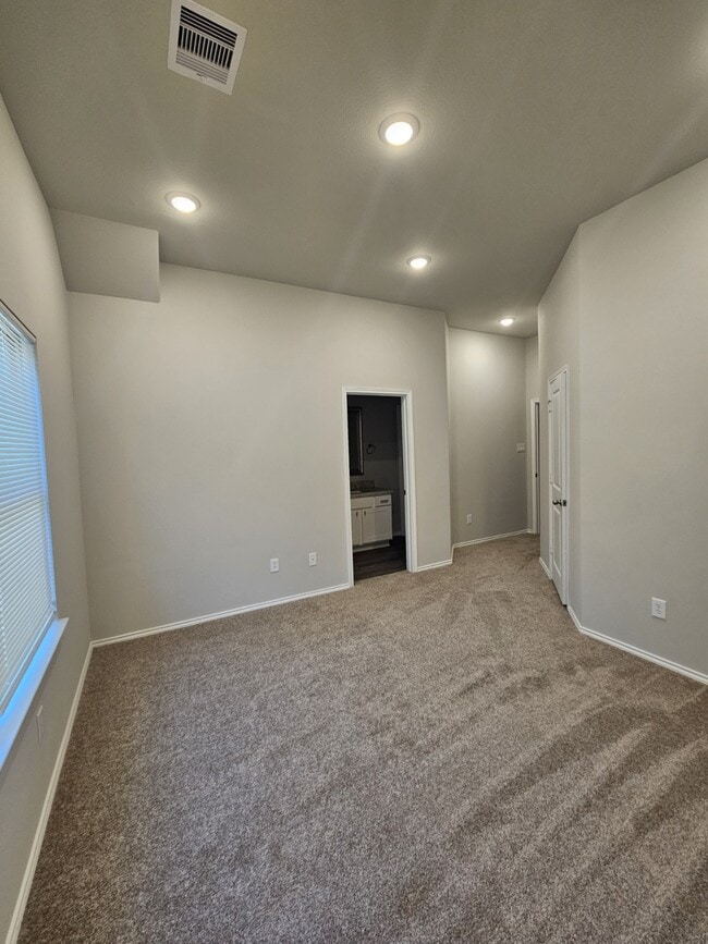 Building Photo - 10174 Barberry St