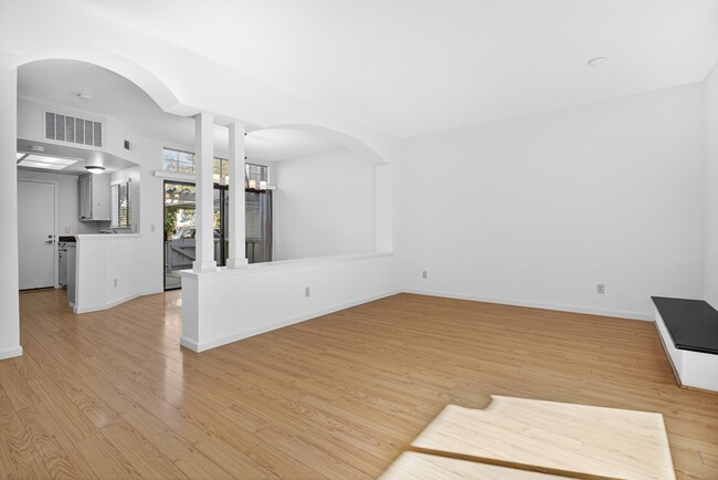 Building Photo - 466 Mountain Laurel Ct