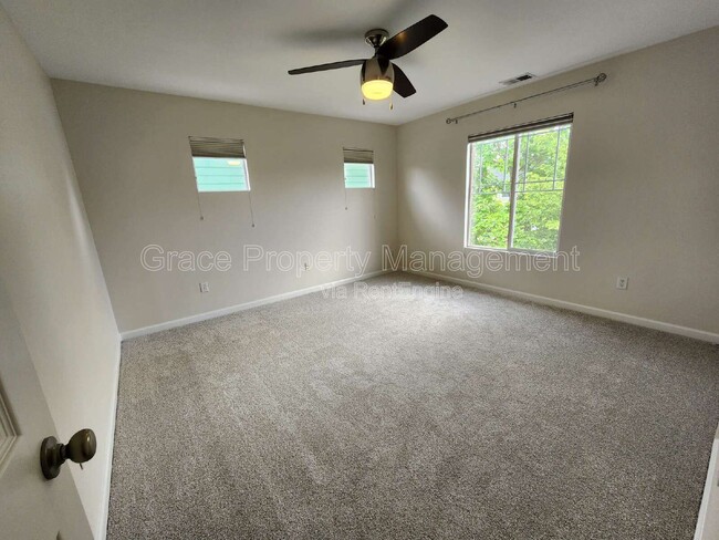 Building Photo - 4731 Lucca Dr