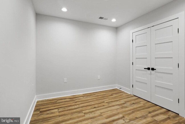 Building Photo - 5522 13th St NW
