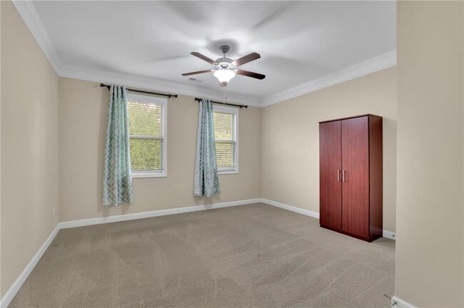 Building Photo - 4425 Holton Ave