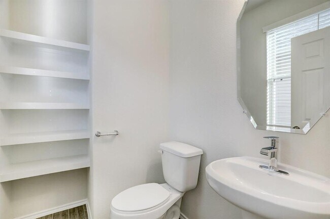 Building Photo - 3144 Founders Rock Dr