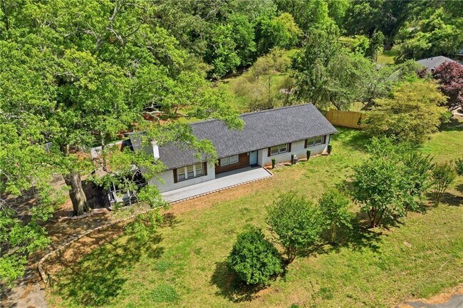 Building Photo - 4691 Roberta Cir