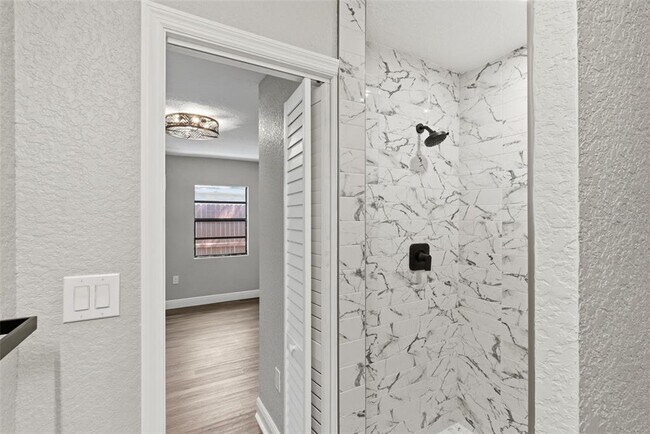 Building Photo - 113 145th Ave