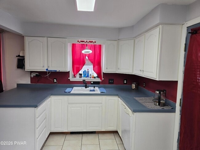 Building Photo - 106 Cottage St