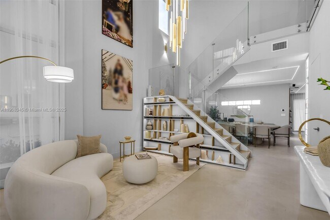 Building Photo - 7533 NW 98th Ct