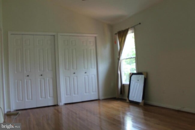 Building Photo - 8695 Manahan Dr