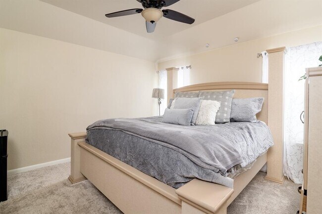 Building Photo - 125 Voyager Cove