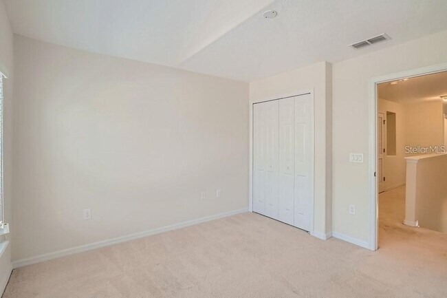 Building Photo - 3 Bed 2.5 Bath Townhome for Rent
