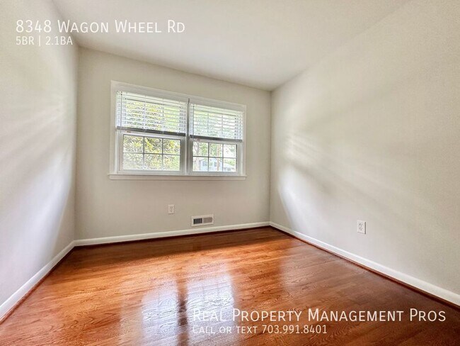 Building Photo - 8348 Wagon Wheel Rd