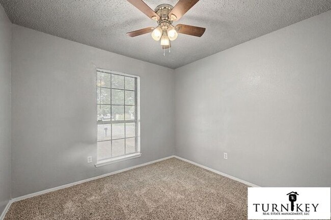 Building Photo - Cozy 3/2 Burleson Charmer | Wood-Burning Fireplace | 2-Car Garage | Pet-Friendly