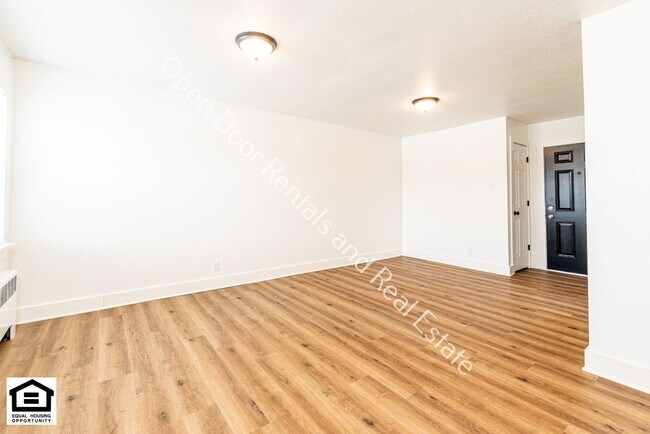 Building Photo - 1823 Griswold Dr