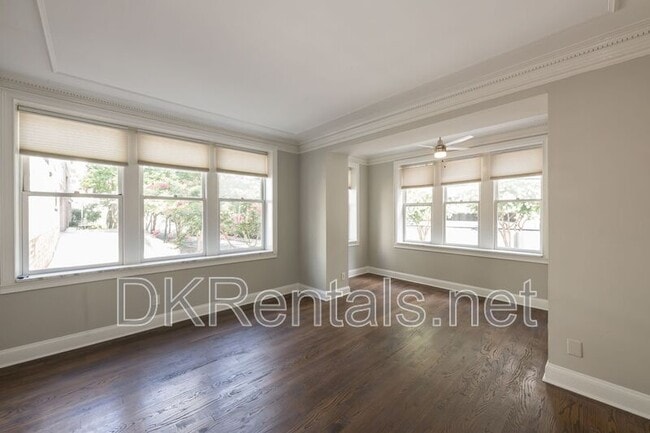 Building Photo - 1116 Piedmont Ave NE