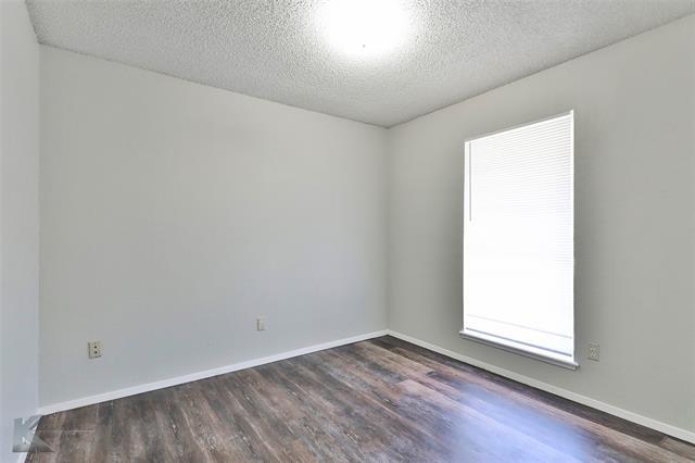 Building Photo - 419 Somerset Pl