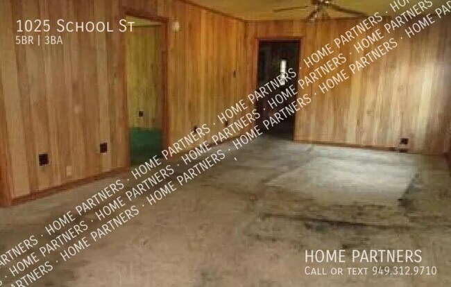 Building Photo - Rent to Own Home with $10,000 Down - No Ba...