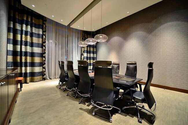 Building Photo - Stunning North Strip/City views from this UNFURNISHED 1+Den/1.5ba residence.