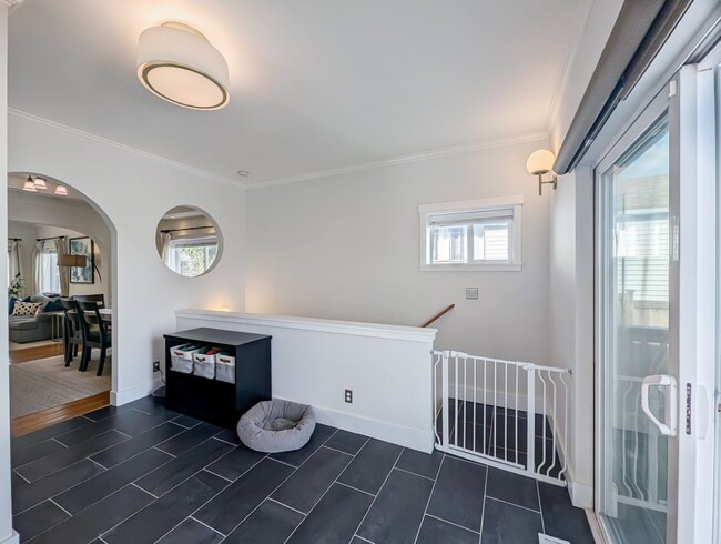 Building Photo - Elegant 3-Bedroom Home with Exceptional Craftsmanship in West Seattle
