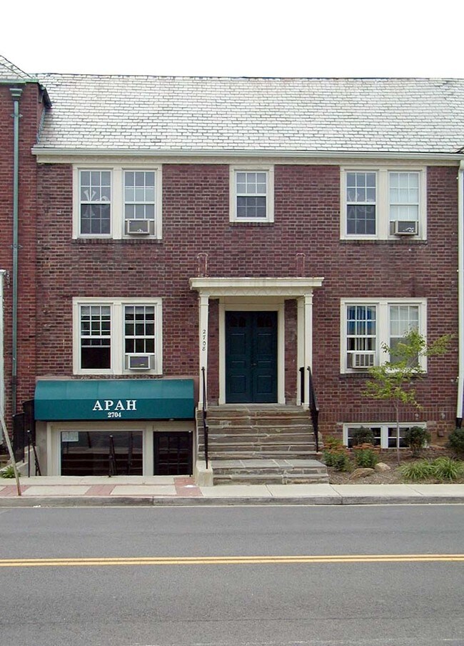 Building Photo - The Barkalow Apartments