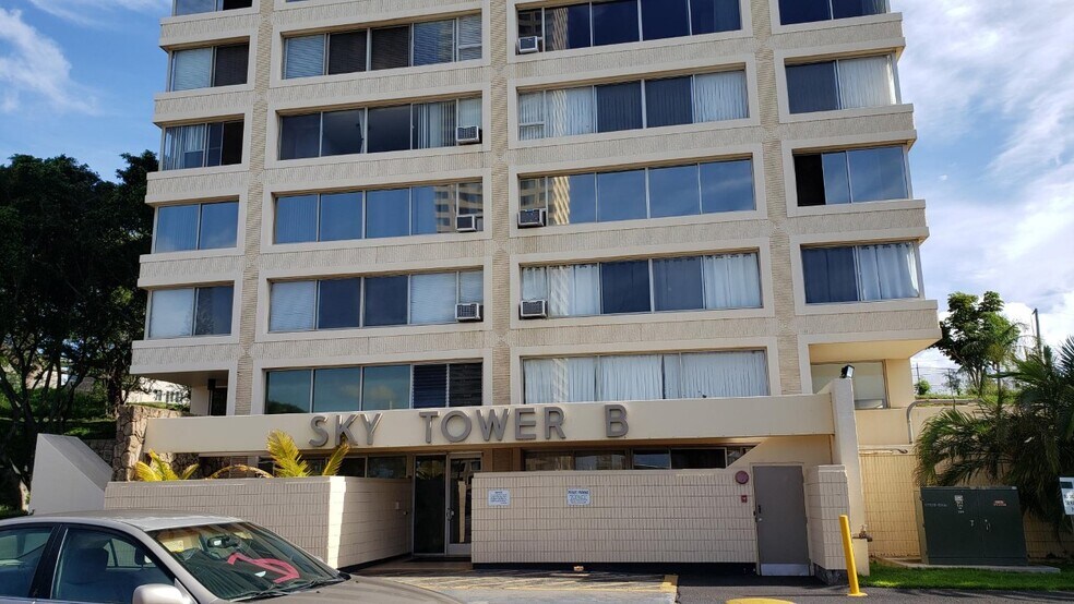 Building Photo - 1060 Kamehameha Hwy