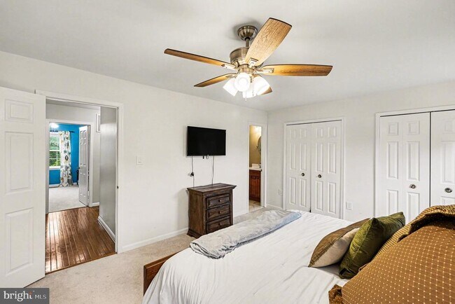 Building Photo - 7468 Brighouse Ct