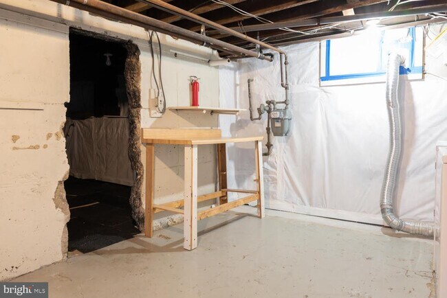 Building Photo - 804 20th St S