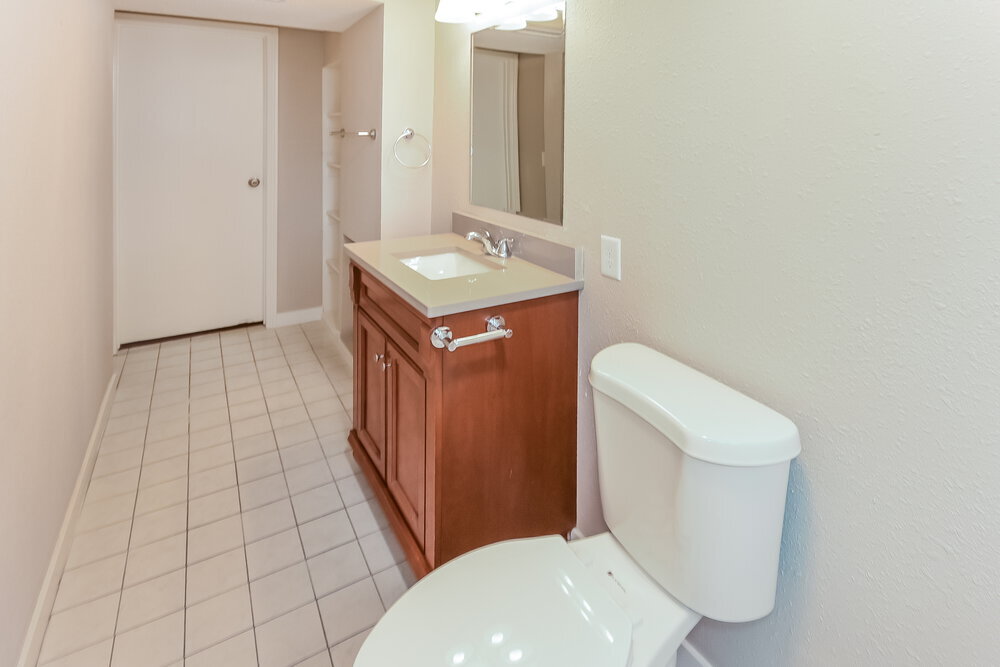 Building Photo - 1264 W 1750 N