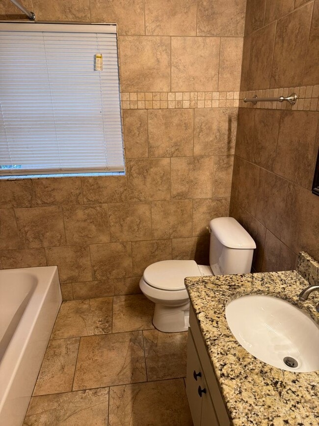 Building Photo - 2315 ½ N Gatewood Ave – Oklahoma City, OK ...