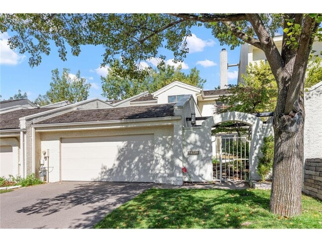 Building Photo - 11730 Vista Dr