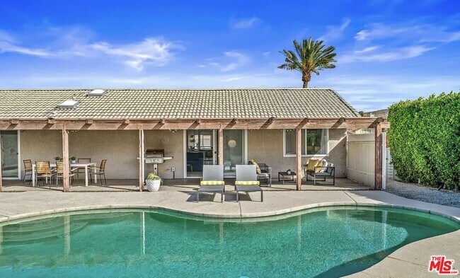 Building Photo - 68325 Peladora Rd