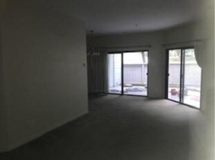 Building Photo - 2623 Willowbrook Ln