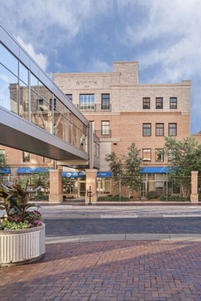 Turnkey Furnished Condo on Skywalk with H... 26 E Superior St Duluth