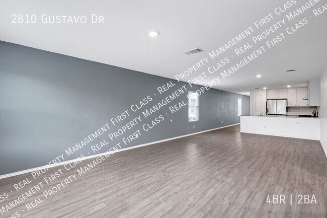 Building Photo - 2810 Gustavo Dr