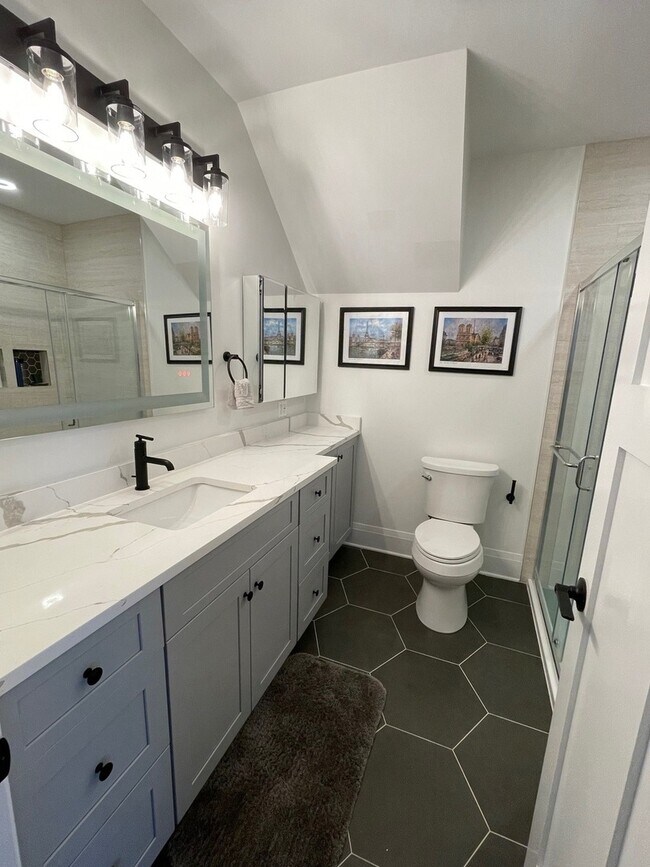 Building Photo - 433 Wisconsin Ave