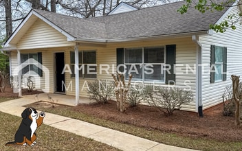 Building Photo - Lovely 2 Bed, 2 Bath Townhome for Rent in Montevallo, AL! View with 48 Hours Notice!