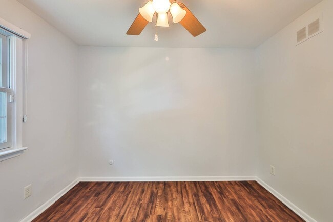 Building Photo - 9898 Wistaria St