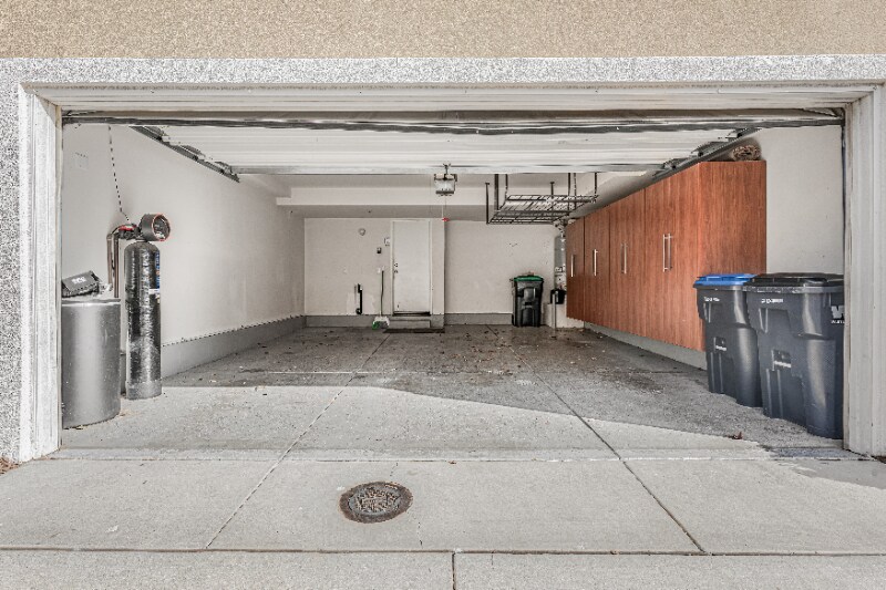 Building Photo - 2916 Esperanza Way