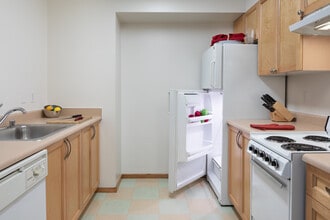 Modern Kitchen - Gilmore Apartments
