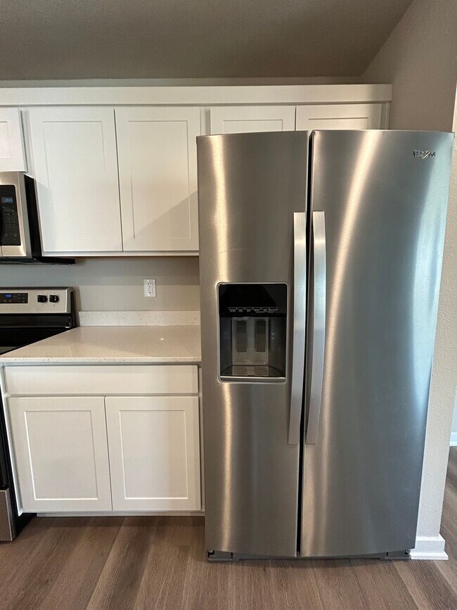 Building Photo - Your Dream Home Awaits in Gretna, NE!